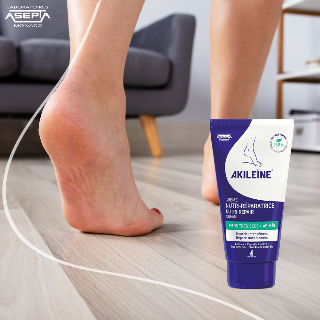Tube of Akileine Dry Foot Nutri-Repair Cream 100 ml, new formula with 95.8% ingredients of natural origin