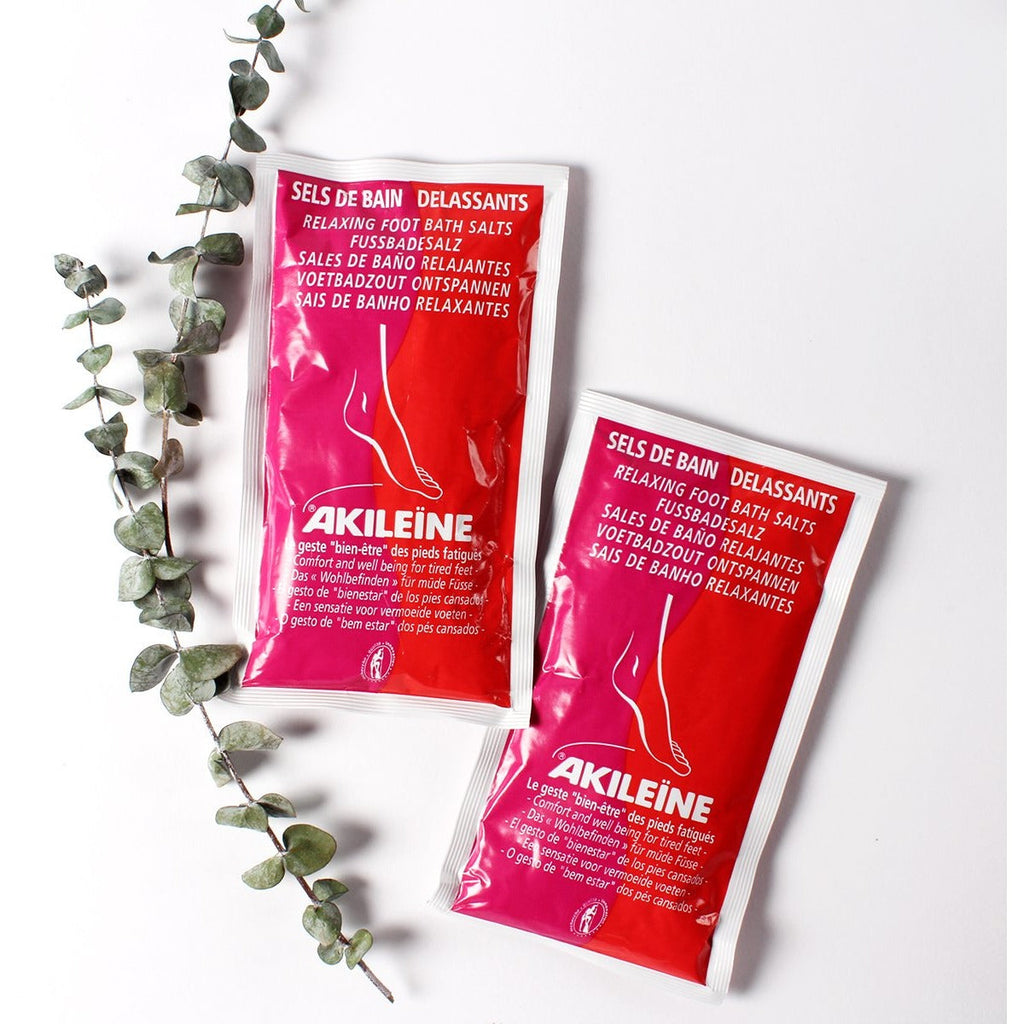 AKILEINE Foot Bath Salts 2 x 150 g, box of salts for a relaxing foot bath, Akileine red line